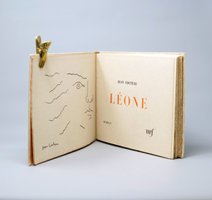 Lot 3062, Auction  125, Cocteau, Jean, Léone. Paris, Gallimard, 1945. - Vorzugsausgabe mit 2 Extrasuiten auf China. 35 Exemplare