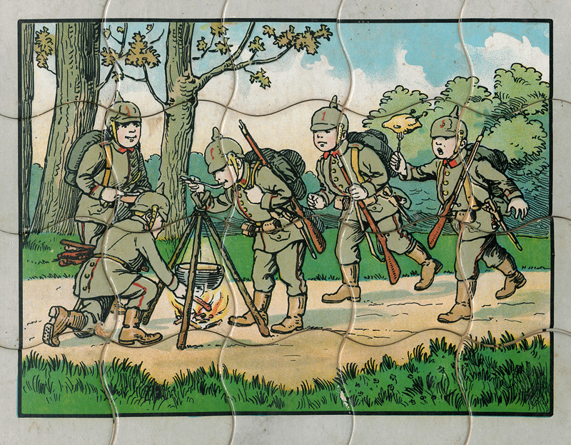 Lot 1832, Auction  125, Wir spielen Krieg, Patriotisch-militaristische Früherziehung in Bilderbuch mit dem Puzzle-Spiel. Mainz, Scholz, um 1918