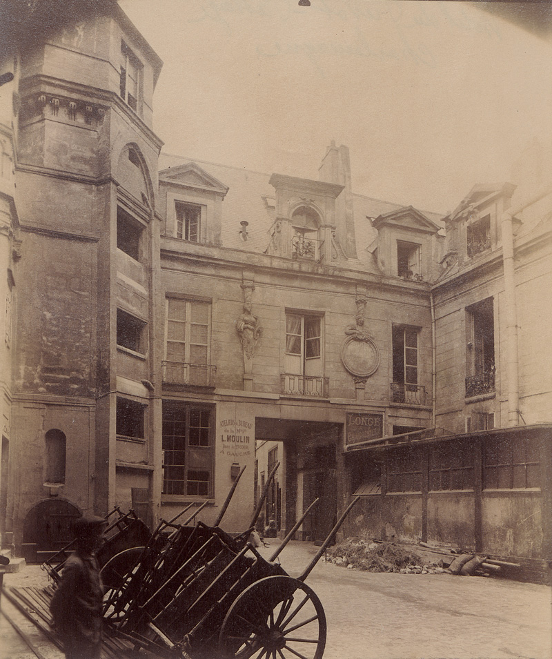 Lot 4012, Auction  126, Atget, Eugène, Hôtel du Prevot - Passage Charlemagne