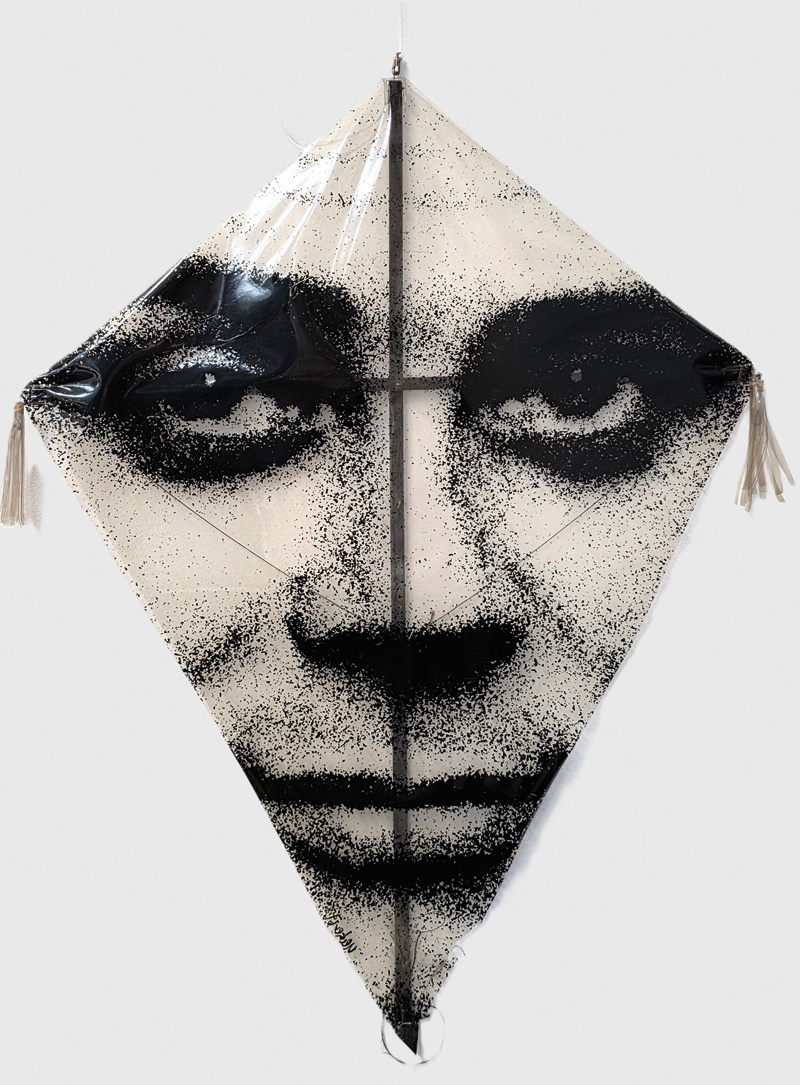 Lot 3333, Auction  127, Uecker, Günther, Drachen (Selbstbildnis). 1967. Serigrafie auf transparenter PVC-Folie